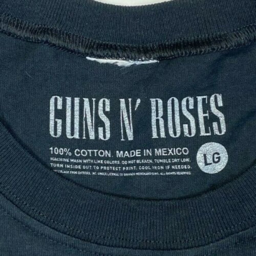 Men's Guns 'N Roses 2016 Not In This Lifetime Muscle Tank Tee - Black - L - Picture 5 of 5